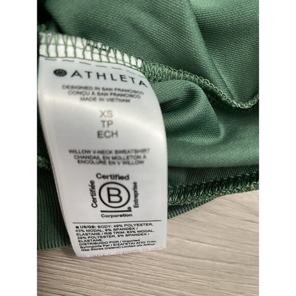 ATHLETA Sweatshirt Womens  Green Willow V Neck Relaxed Soft 3/4 Sleeve XS - Picture 5 of 6
